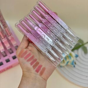 Sighelan 2 In 1 Lipstick And Lip Liner Providing Smooth Application Rich