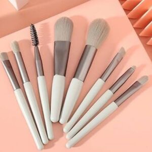 8 Pieces Cute Mini Brushes Pack