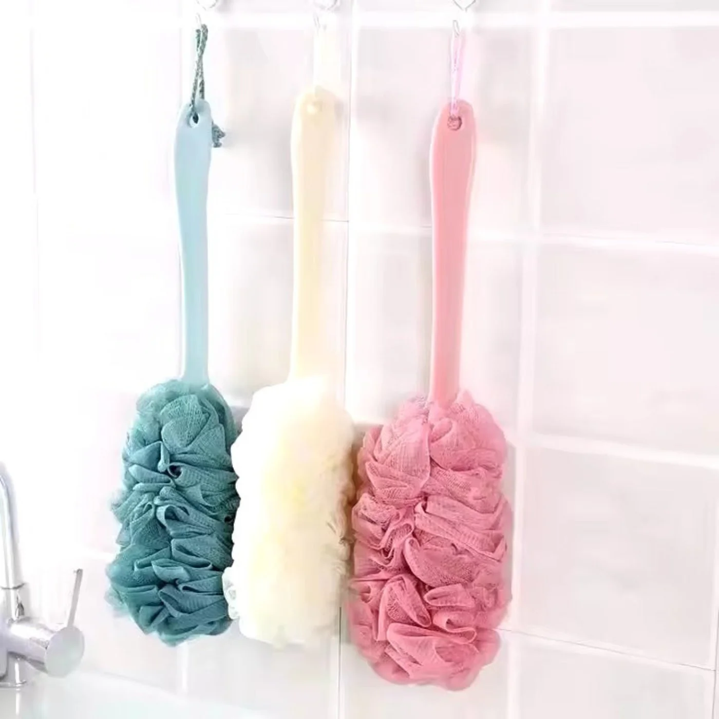Royal's Loofah Sponge – Long Handle Shower Brush